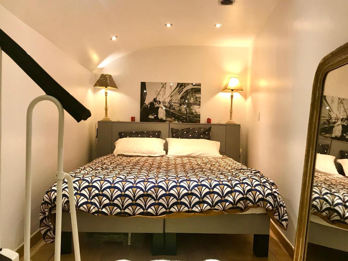 Апартаменты Adorable Souplex Batignolles Париж Экстерьер фото
