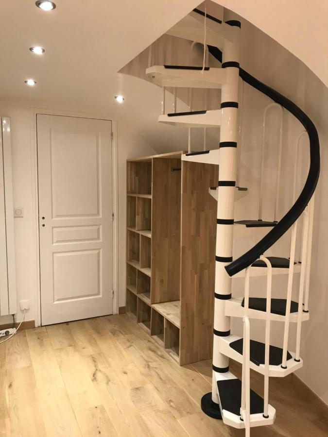 Апартаменты Adorable Souplex Batignolles Париж Экстерьер фото